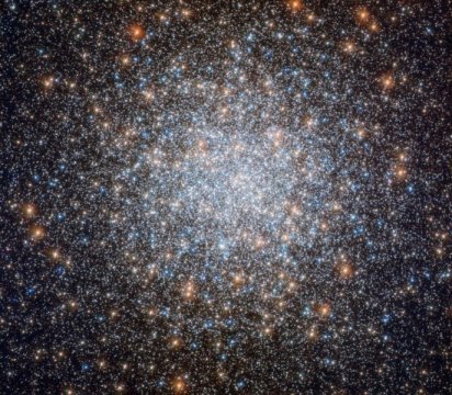Hubble se asoma a la chuchería azul cósmica